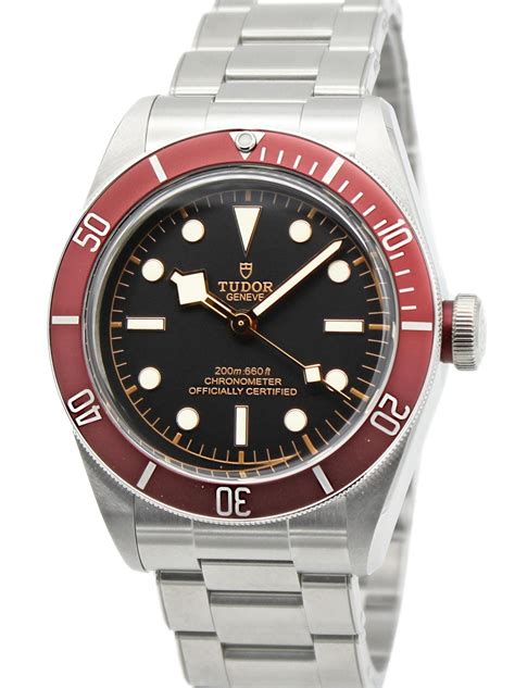 tudor burgundy bezel.